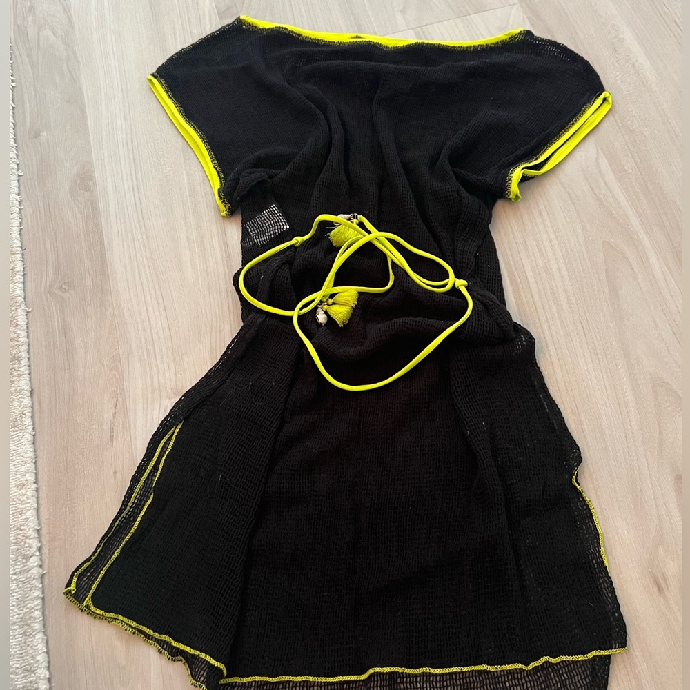 Isabella Rose Swim Cover-Up with Neon Yellow Trim NWT!